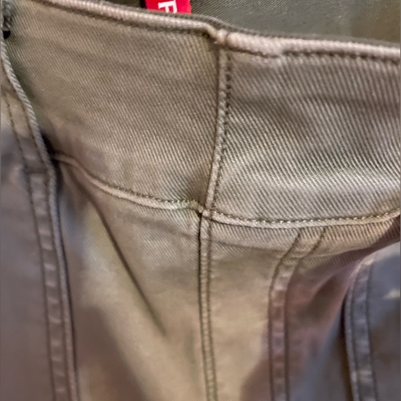 NWT SPANX Stretch Twill Ankle Pants - Picture 12 of 13